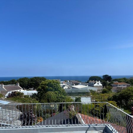 Bonjour Guest House Braye Exterior foto